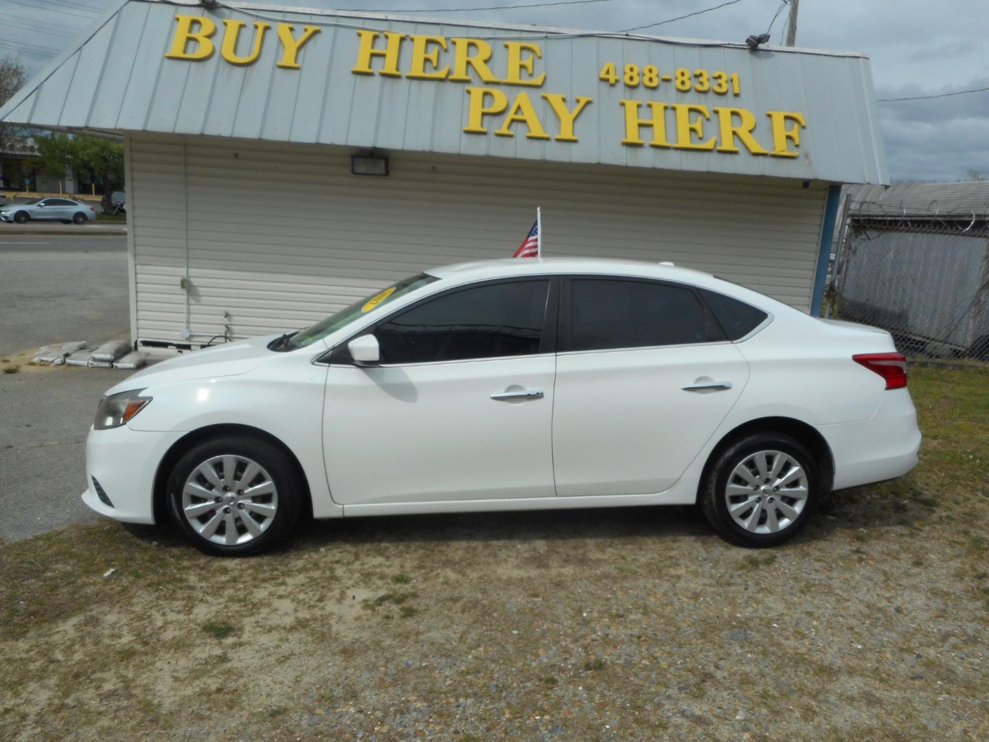 2017 White Nissan Sentra S 6MT (3N1AB7AP9HY) with an 1.8L L4 SFI DOHC 16V engine, 6M transmission, located at 2553 Airline Blvd, Portsmouth, VA, 23701, (757) 488-8331, 36.813889, -76.357597 - Down Payment: $999 Weekly Payment: $110 APR: 23.9% Repayment Terms: 42 Months ***CALL ELIZABETH SMITH - DIRECTOR OF MARKETING @ 757-488-8331 TO SCHEDULE YOUR APPOINTMENT TODAY AND GET PRE-APPROVED RIGHT OVER THE PHONE*** - Photo#0